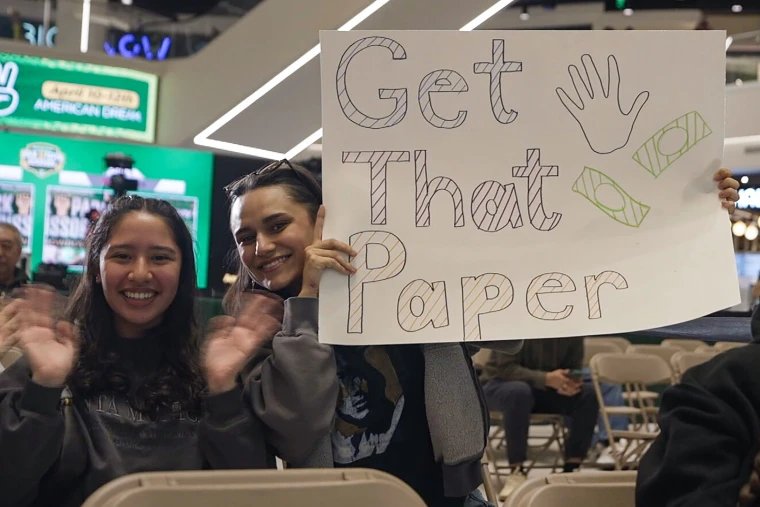 Into the world of competitive rock, paper, scissors - The Belgium Times