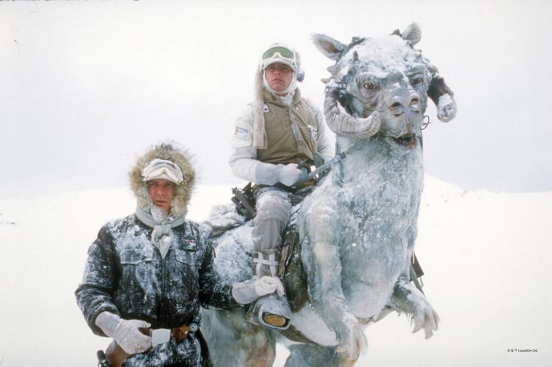 star wars luke skywalker and han solo on hoth