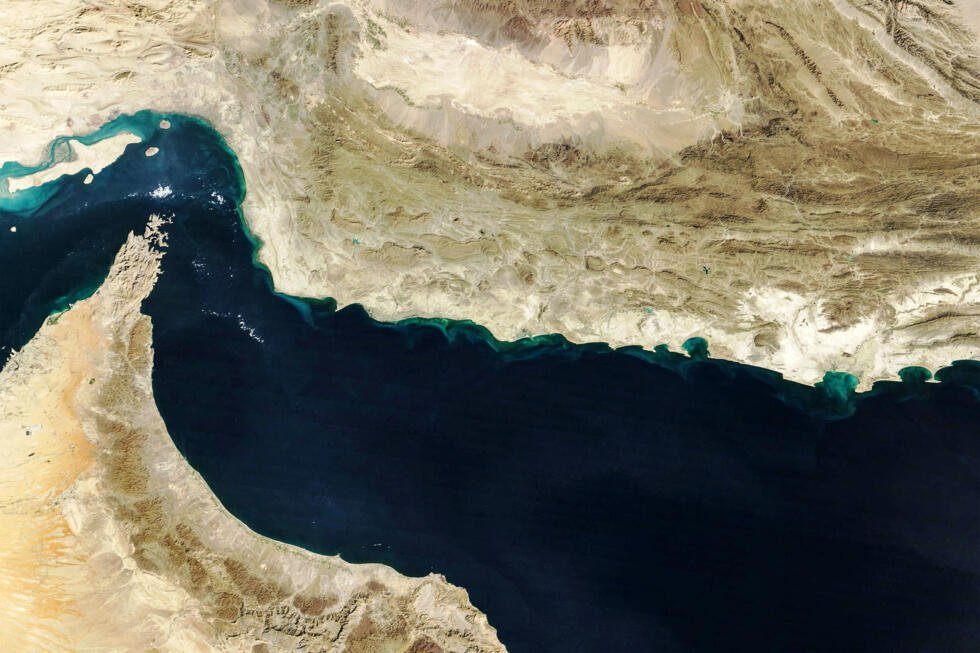 Vue satellite du golfe d'Oman et du détroit d'Ormuz